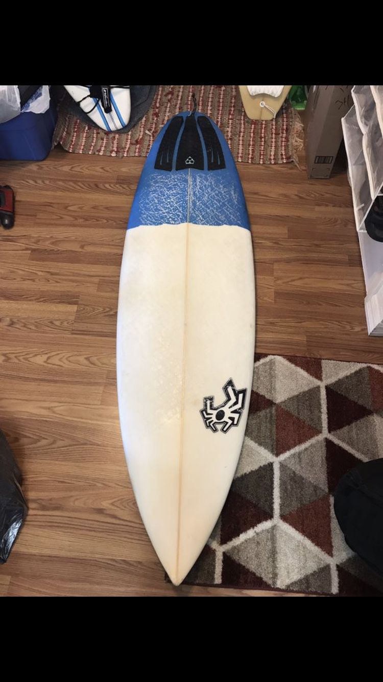 Surfboard 6.4”