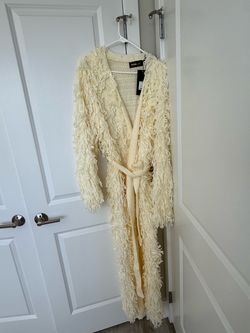 *NEVER WORN FashionNova dress/cardigan