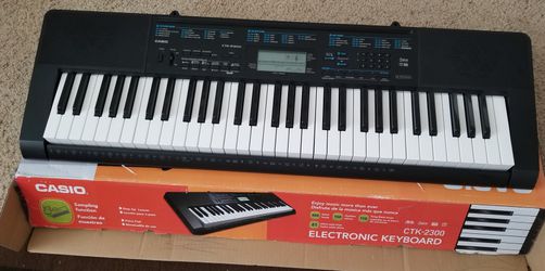 Casio CTK-2300 Electronic Keyboard with Stand Carry Case for Sale in Issaquah, WA - OfferUp
