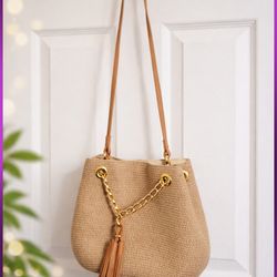 Beige purse