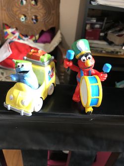 Sesame Street Muppets Lot of 2