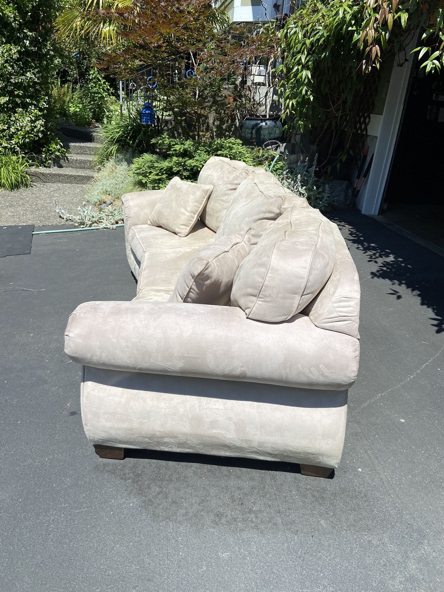 Couch For Sale for Sale in Gig Harbor, WA OfferUp