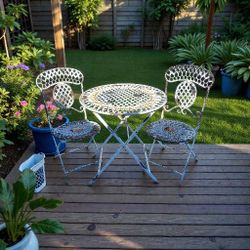 Vintage Metal Mid Century Table and Chairs 27" Height 29" Diameter 