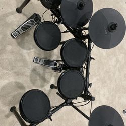 Alesis Nitro Electric Drum Set