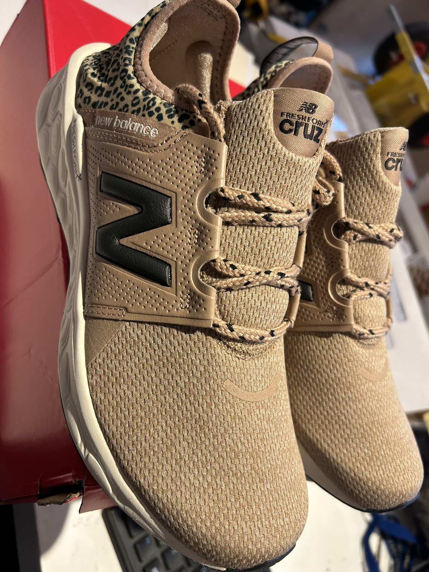 New Balance Woman’s Size 9 1/2  $15 Cash 