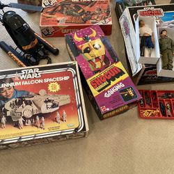 Collector seeking vintage old GI Joe toys Star Wars redline Hot Wheels g.i Joes 1960s 70s 80s toy collections 