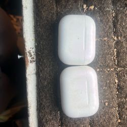 2 AirPod Pro Cases