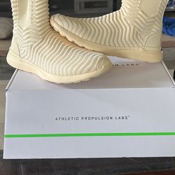 Athletic Propulsion Labs Techloom Chelsea Shoes 