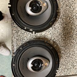 Kenwood. 6x5 Speakers 