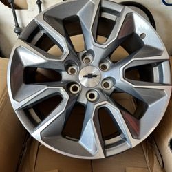 20” CHEVY OEM CV32 RIMS
