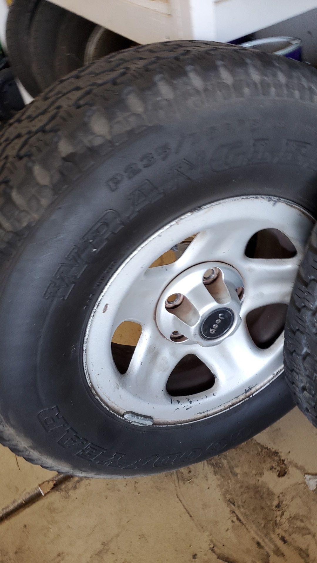 1996 jeep cherokee wheels