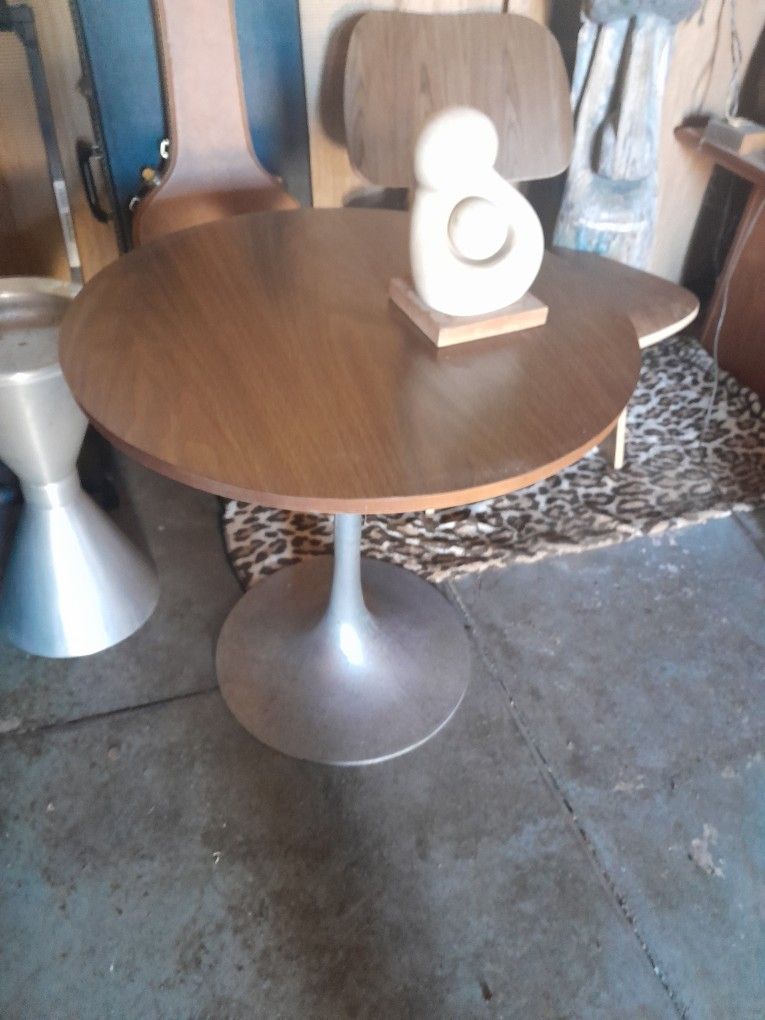 Danish Modern Side Table Stunning Pedestal Table 1950s Mid Century Modern