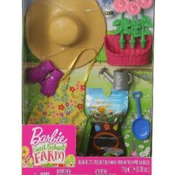 Barbie 10 Piece Sweet Orchard Farm Outfit