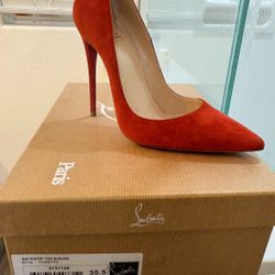 Authentic Used Louboutin Woman Heels - Red Bottom Size 35.5 - 150$