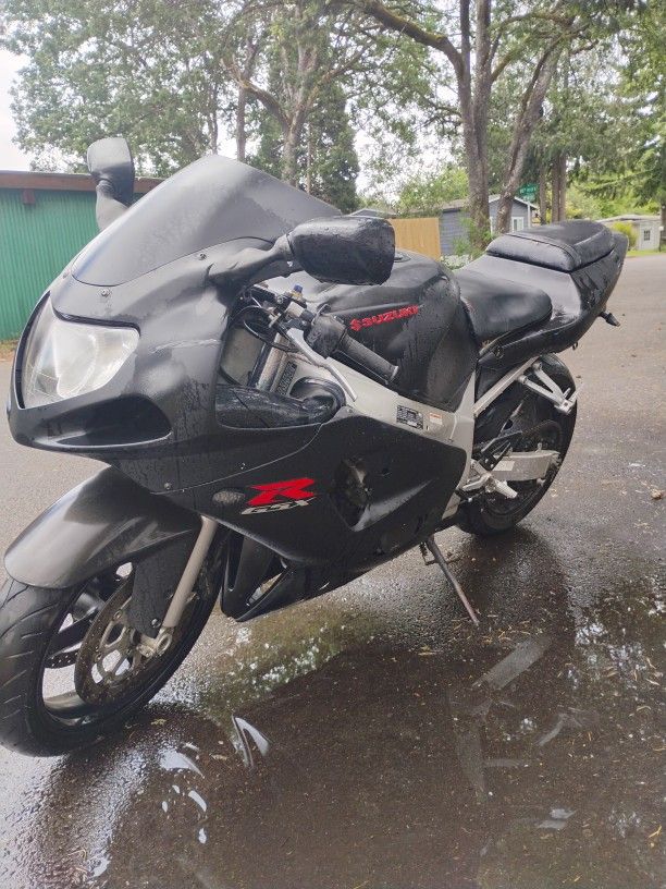 Suzuki Gsxr 600