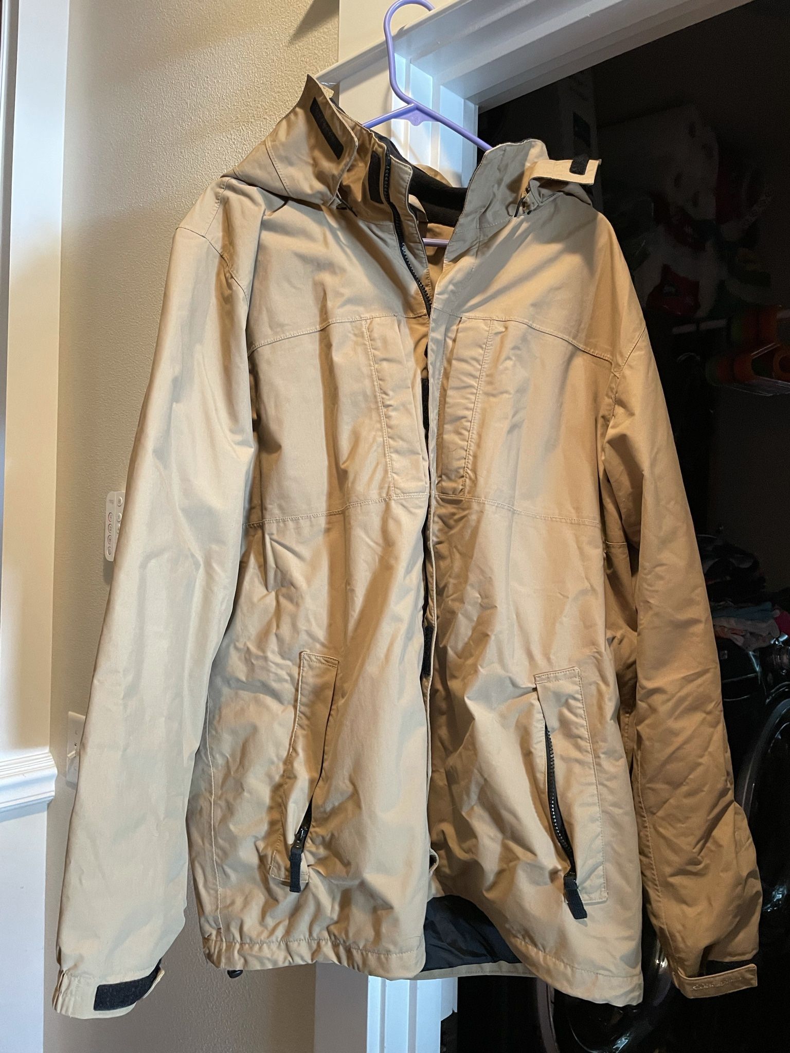 Eddie Bauer Weatheredge Rain Jacket Size Men’s Large