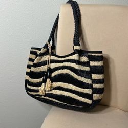 J.Crew 100 % Straw Bag With Wooden Beaded Tassels, Cotton Lining 