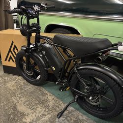 New TST R002 EBike