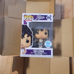 Funko Pop Selena White Dress Diamond Exclusive #206
