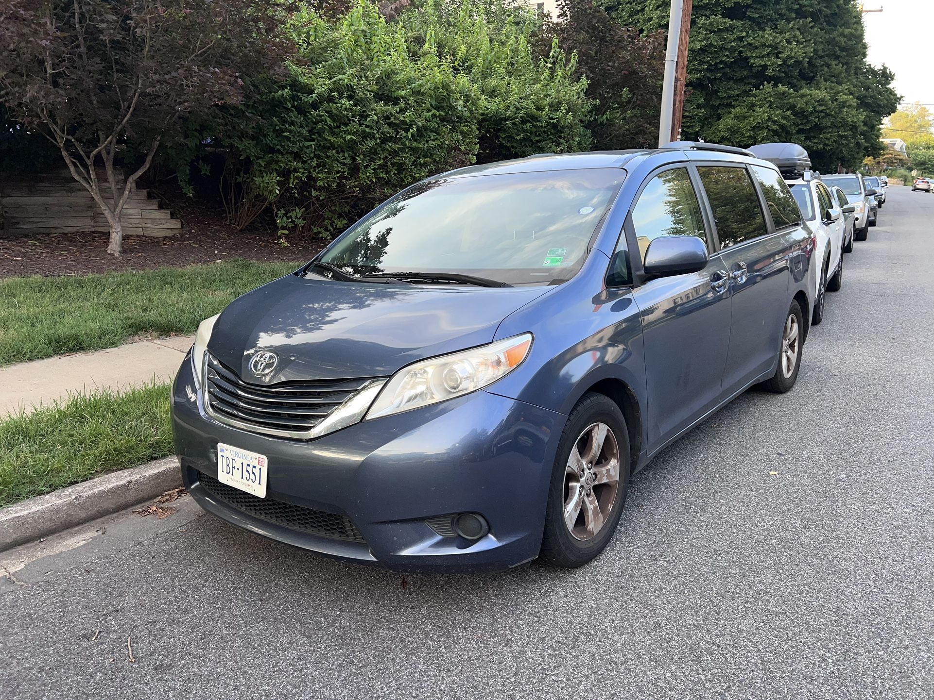Toyota Sirnna 2016 Clean Title