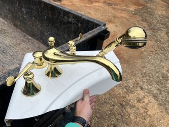 High End Tub Mount Faucet 