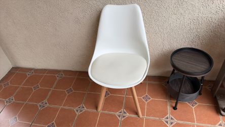 Set of 2 - white bucket chairs
