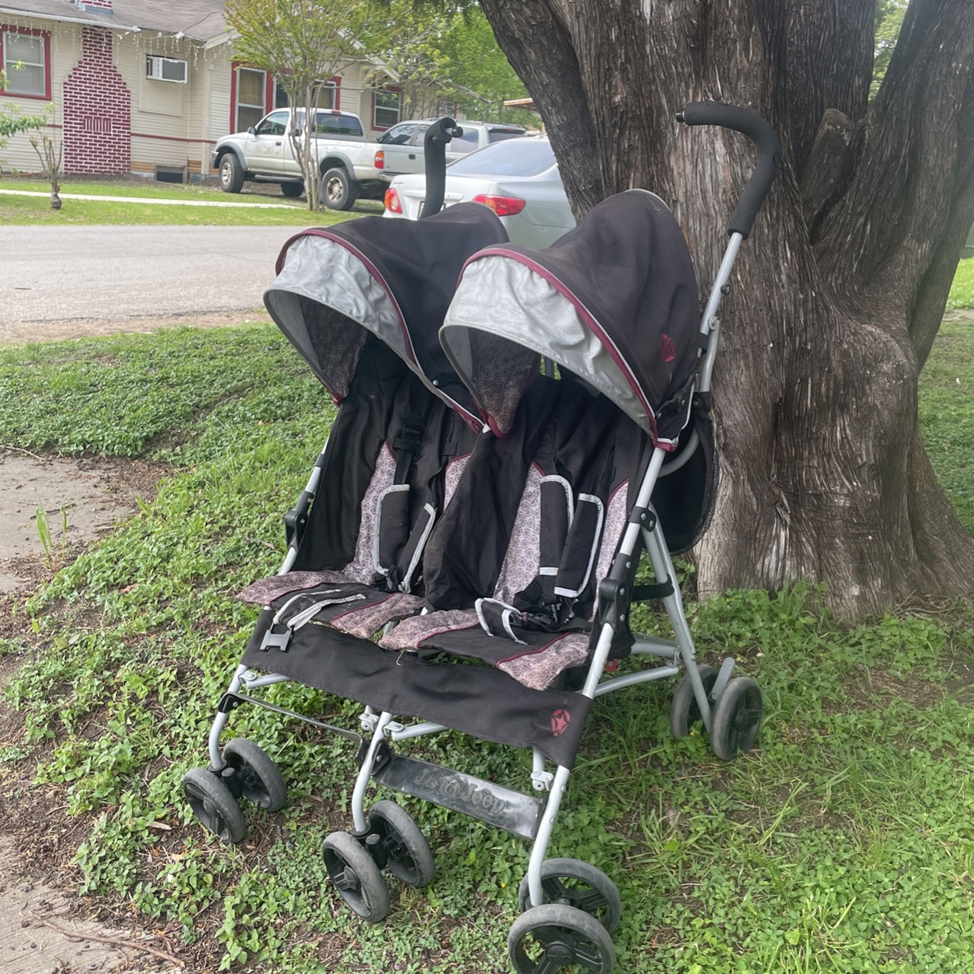 Jeep scout double shop stroller