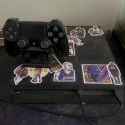 PS4