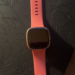 Pink Fitbit Versa 4