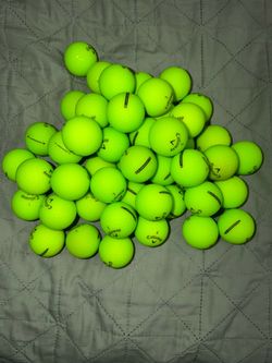 50 Callaway greens Supersoft golf balls