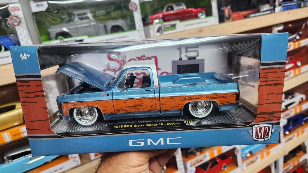 SQUARE BODY / BRAND NEW