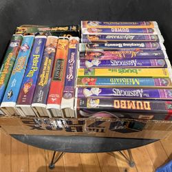 Disney Videos 100 VHS Videos 