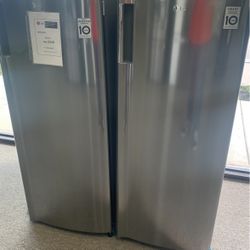 LG 6 Cubic Ft Upright Freezer 