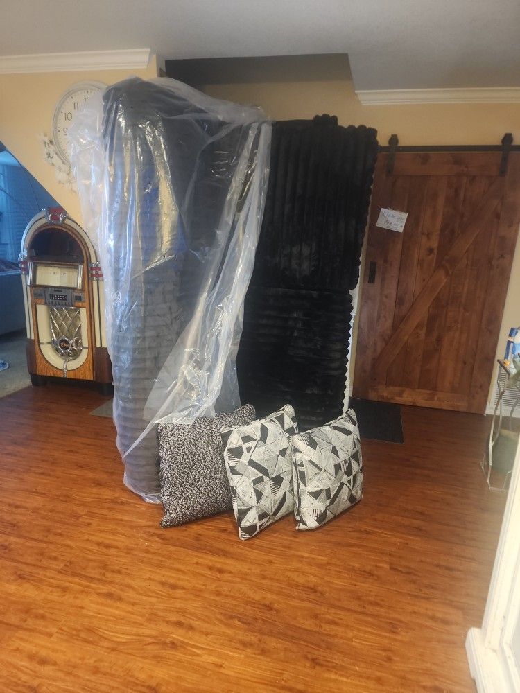 Blk Couch