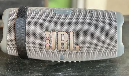 JBL charge 5