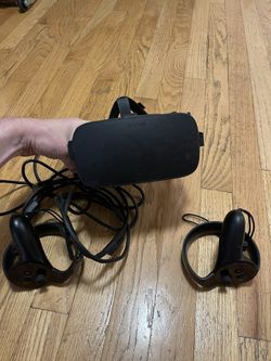 Oculus Rift, Controllers, And Sensors (2)