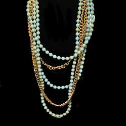 Fashion multilayered necklace