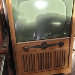 Old Crosley Tv
