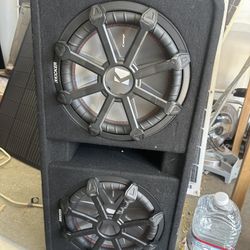 Kicker Subwoofers and Amp