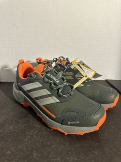 Adidas Terrex Skychaser AX5 GORE-TEX Hiking Shoes Mens US 8 Grey Orange JS4608