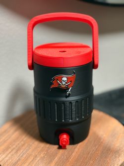 Tampa Bay Buccaneers Soda Can Cooler
