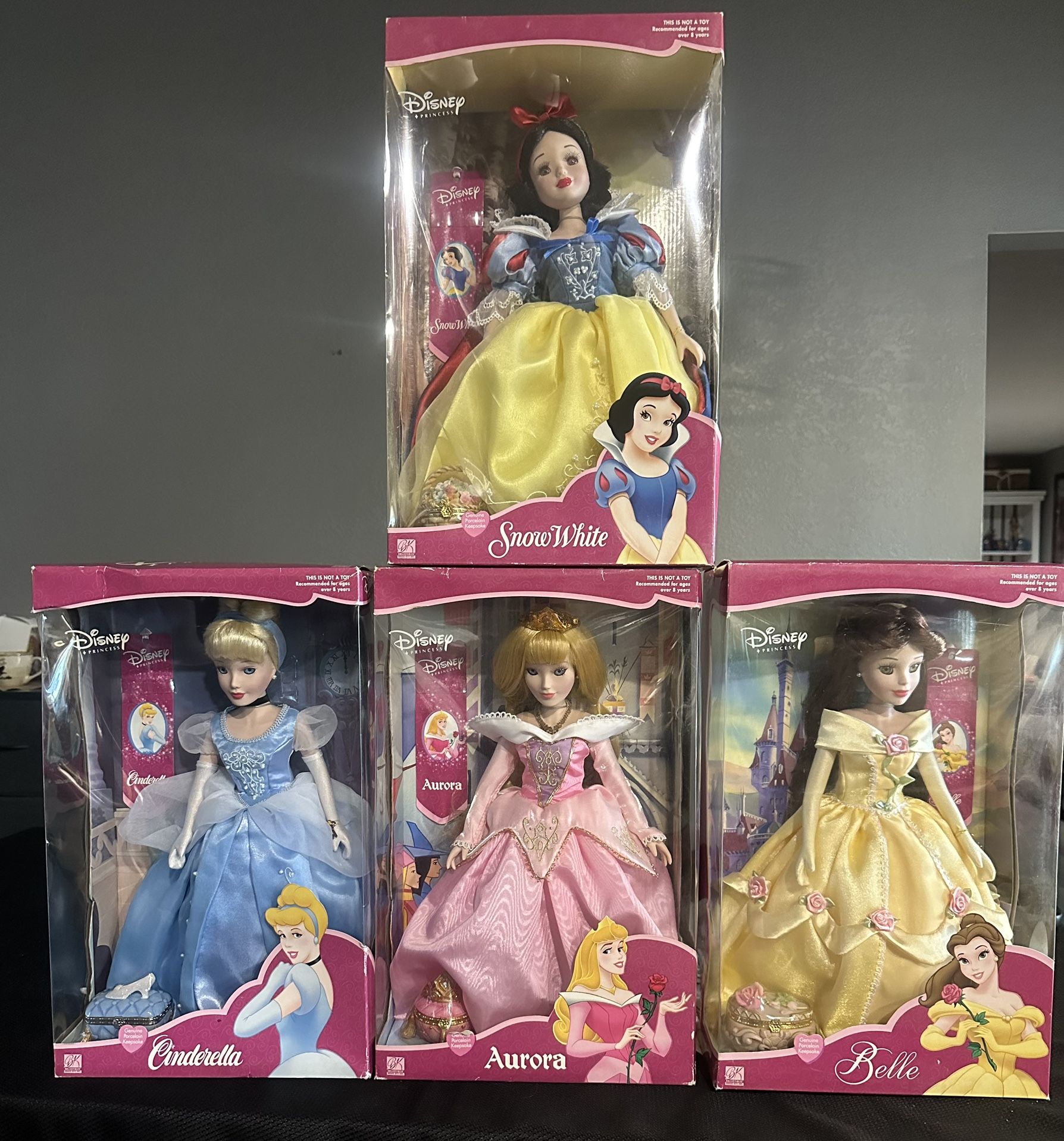Disney Princess  2001 Brass Key porcelain Dolls 