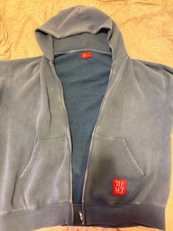 ‘ The Met ‘ hoodie