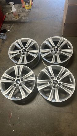16” OEM Hyundai rims ,, firm price,,,,