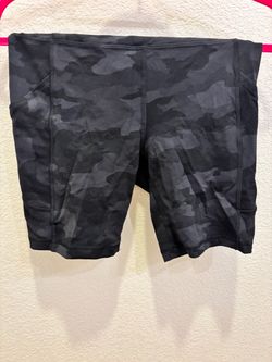 Lululemon shorts black camo size 8