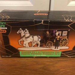 Lemax Spookytown undertakers carriage Halloween decoration. Does not have the freestanding man.