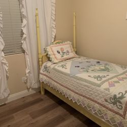 Yellow Four Poster Bed And Box Spring 
