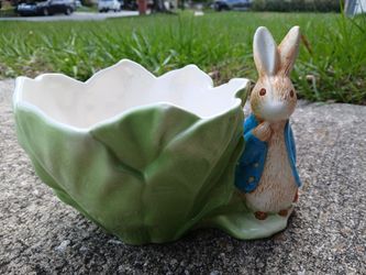 Vintage Beatrix Potter Peter Rabbit Ceramic Planter 1998 *20.00 Firm* Home and Garden 8" W x 5.5" H