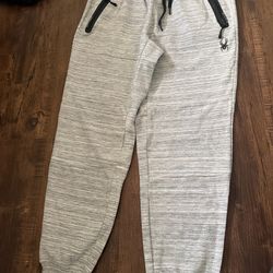 Men’s pants and sweatpants