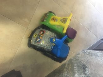 Toy car